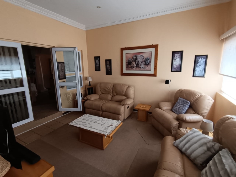 3 Bedroom Property for Sale in Protea Park North West